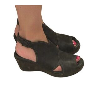 Dansko Vanda Black Leather Platform Wedge Sandals Peep Toe Buckle Sz 42 US 11